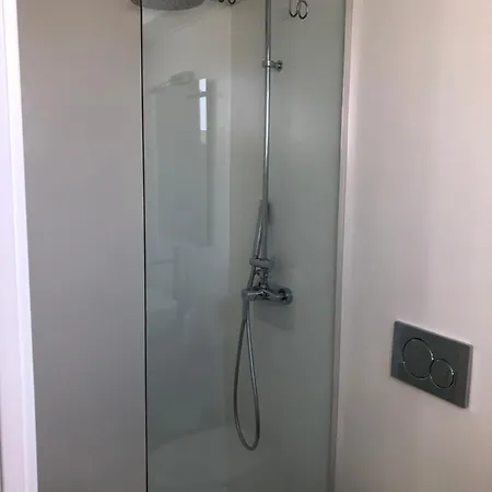 Quarto em Acomodações Particulares Dependance Reale