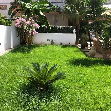 Dependance Reale Capo dʼOrlando